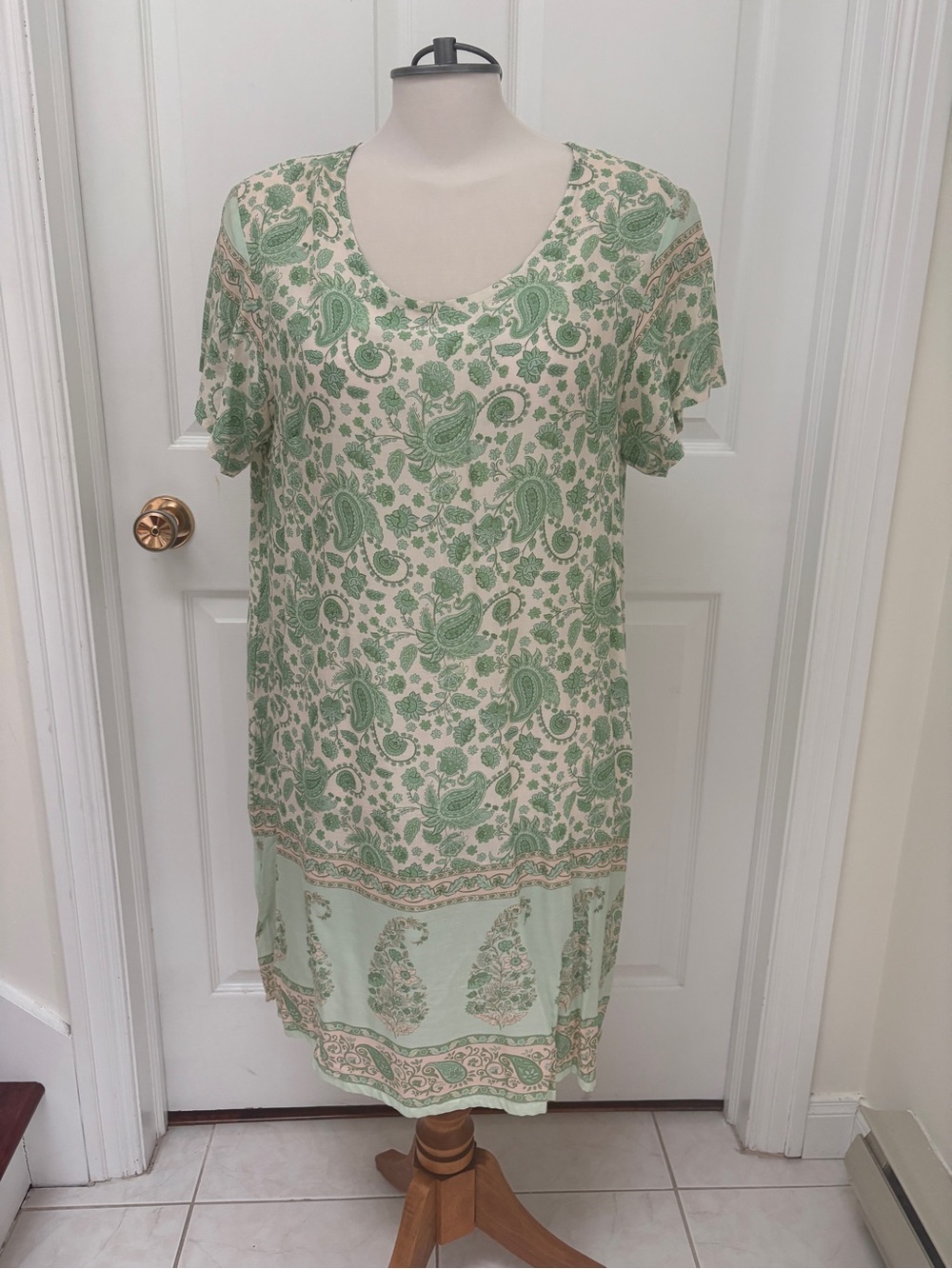 Women's Mint Green Paisley Midi Dress